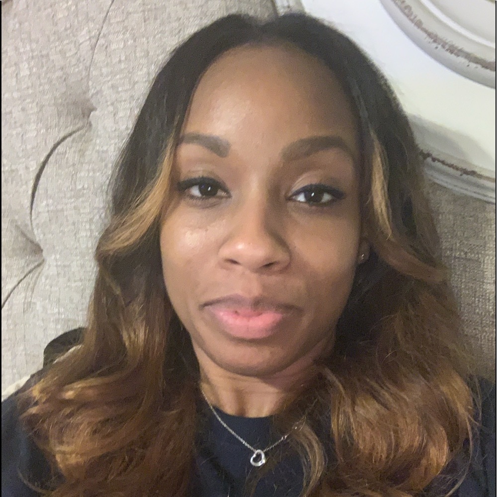 Meet your Posher, Candice